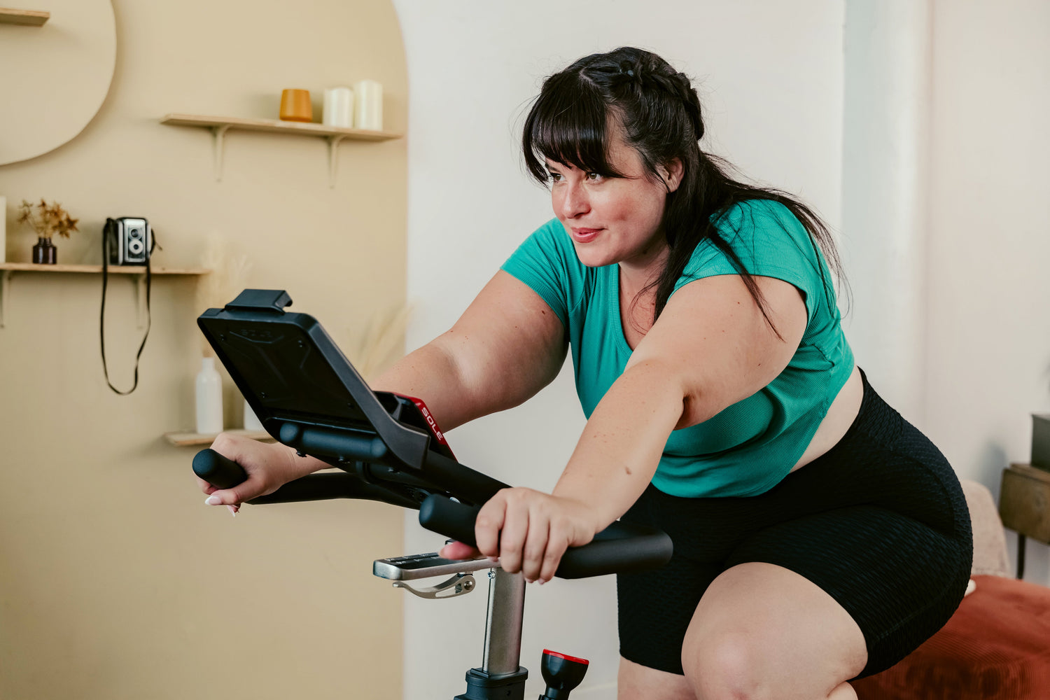 5 Best Stationary Bike Workouts for Weight Loss